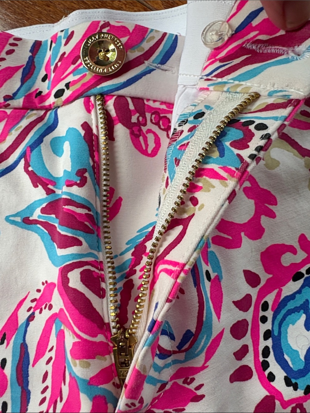 Lilly Pulitzer White Shorts with Pink & Blue Paisley Print - Picture 5 of 6